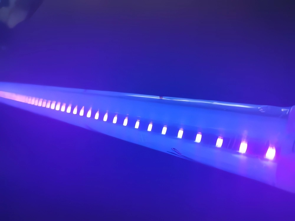 Tubo Led 30 Cm Luz Negra Uv Ultravioleta Cotillon Fluor Neon - Imagen 2